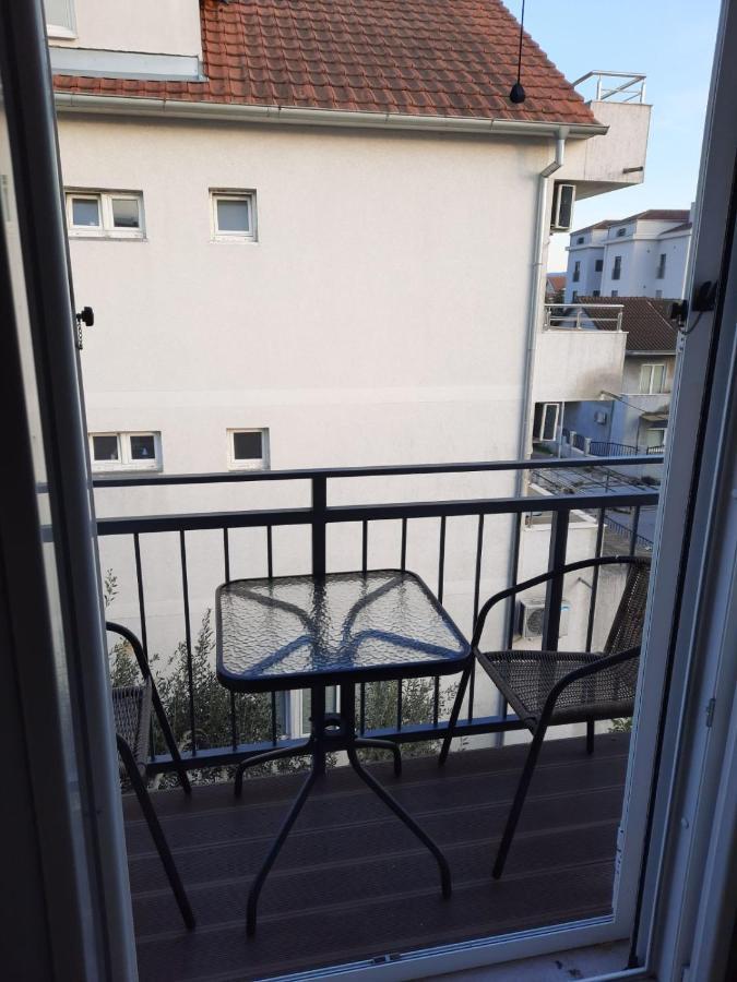 Ioannis Apartments Tivat Bagian luar foto