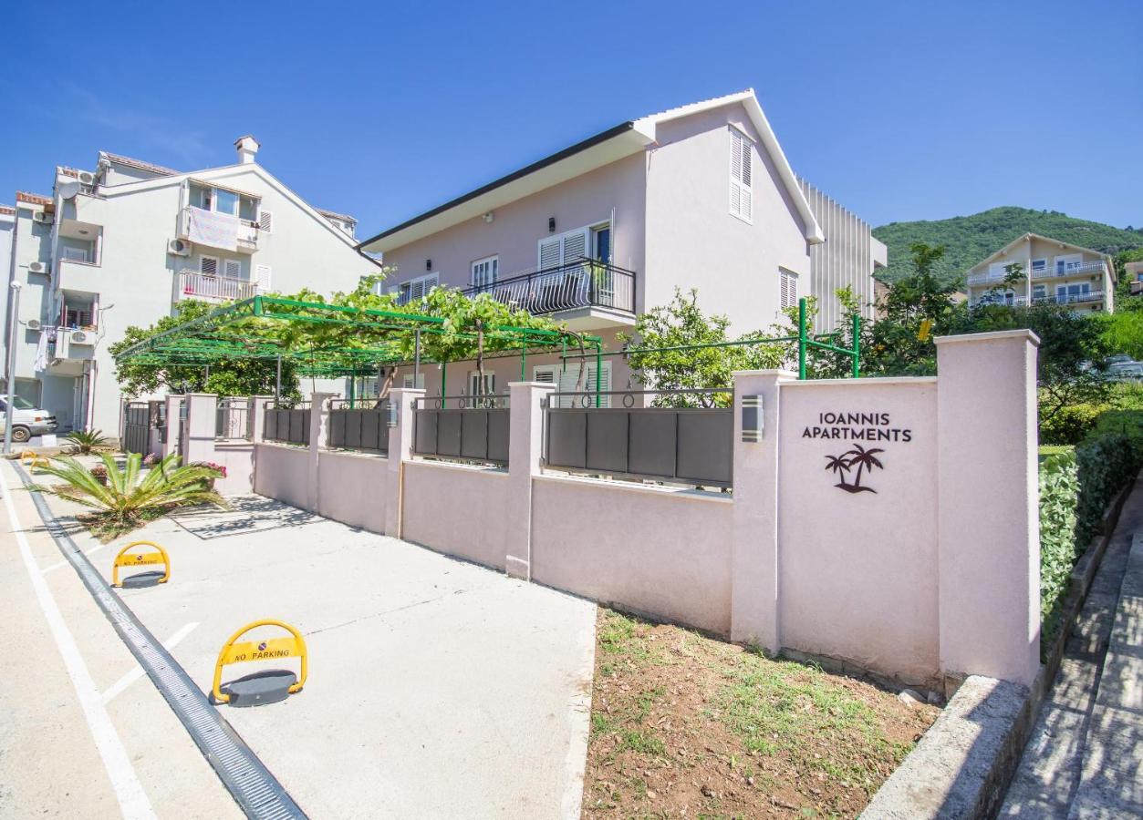 Ioannis Apartments Tivat Bagian luar foto